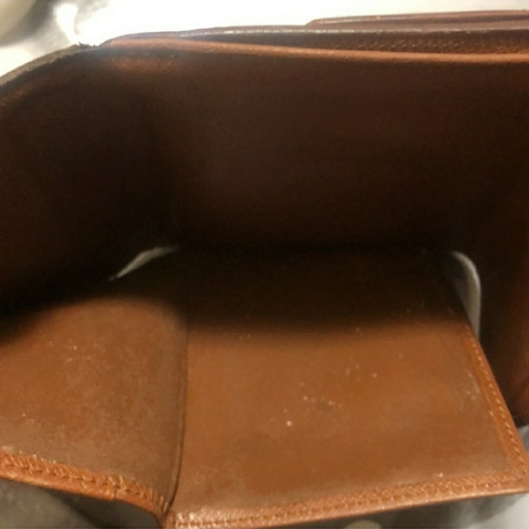 Louis Vuitton Bifold Wallet - Picture 6 of 14